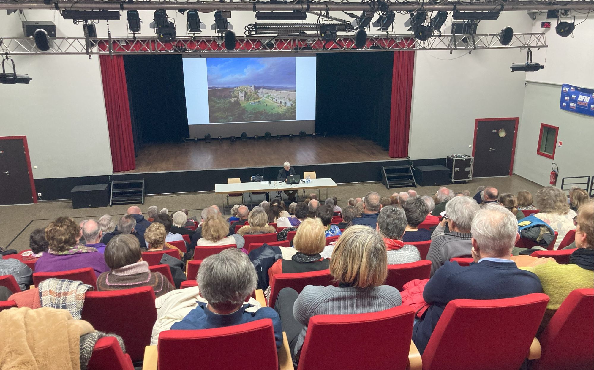 Conférence d’André Pierre Schmitt : Plongée dans l’Art de la Peinture sous Verre
